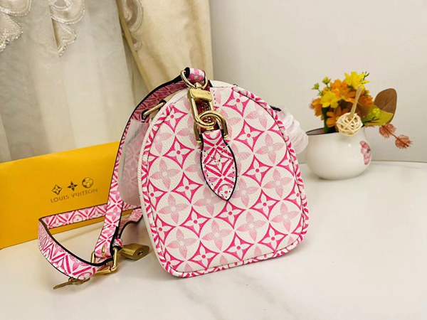 ルイヴィトンバッグ素材ディテール